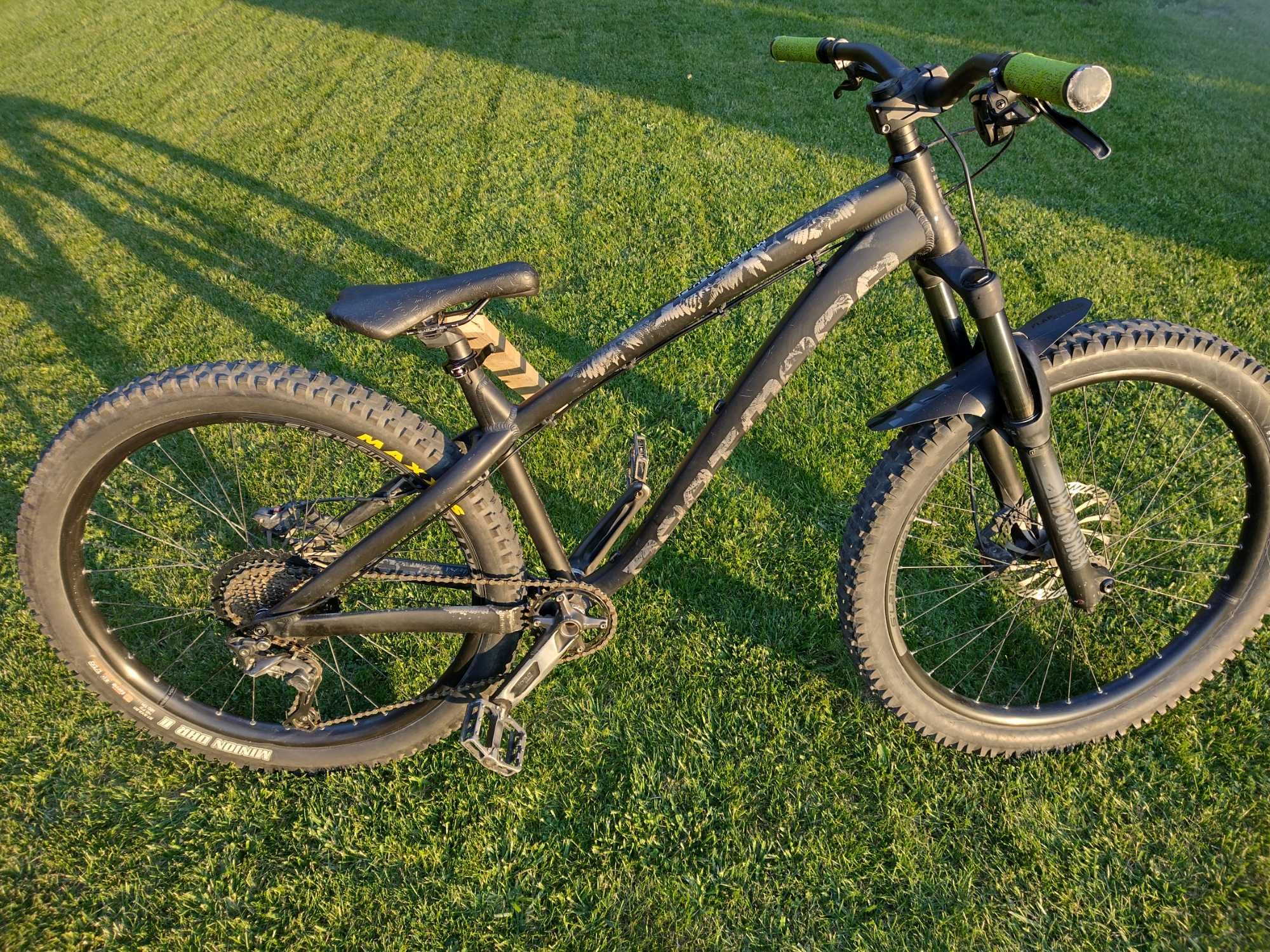 Dartmoor Hornet 2021 ( demo 8, norco, YT )