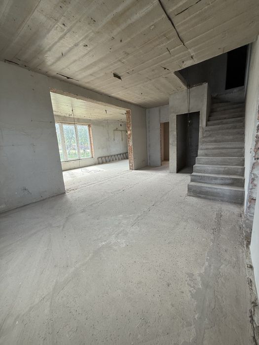 Просторий будинок м.Дубно/р-н М'ясокомбінату