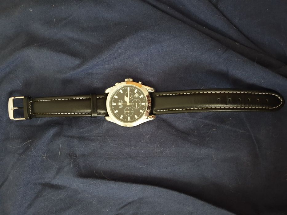 Vende-se Relógio Eletta como novo com a bracelete em pele preta