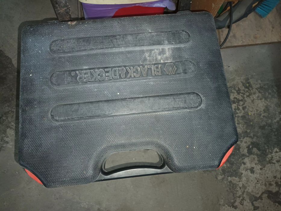 Młotowiertarka Black Decker