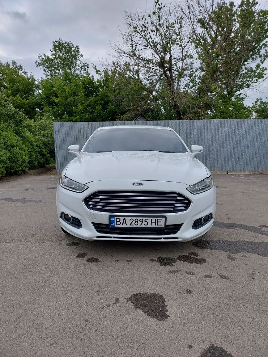 Продам Ford Fusion на хорошей комплектации