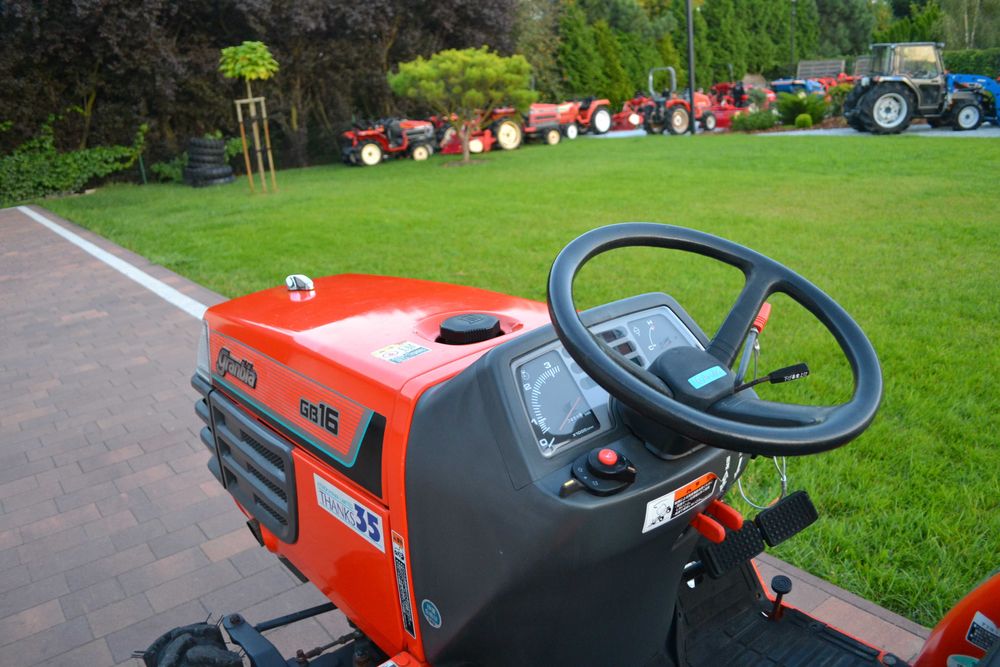 Traktorek japoński  Kubota Yanmar mini traktor japonski