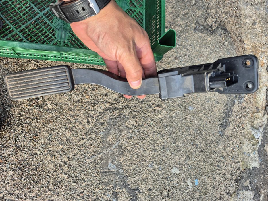 Електрона педаль газу Chery Jaggi