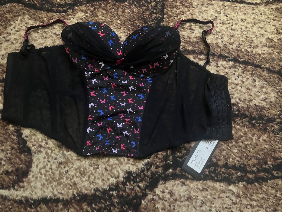 Продам новый корсет с пуш ап