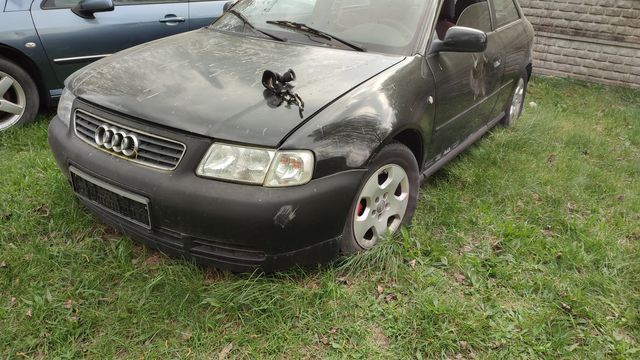 Audi a3 8L 1.9 ly9b zderzak maska błotnik klapa lampa pas lusterko