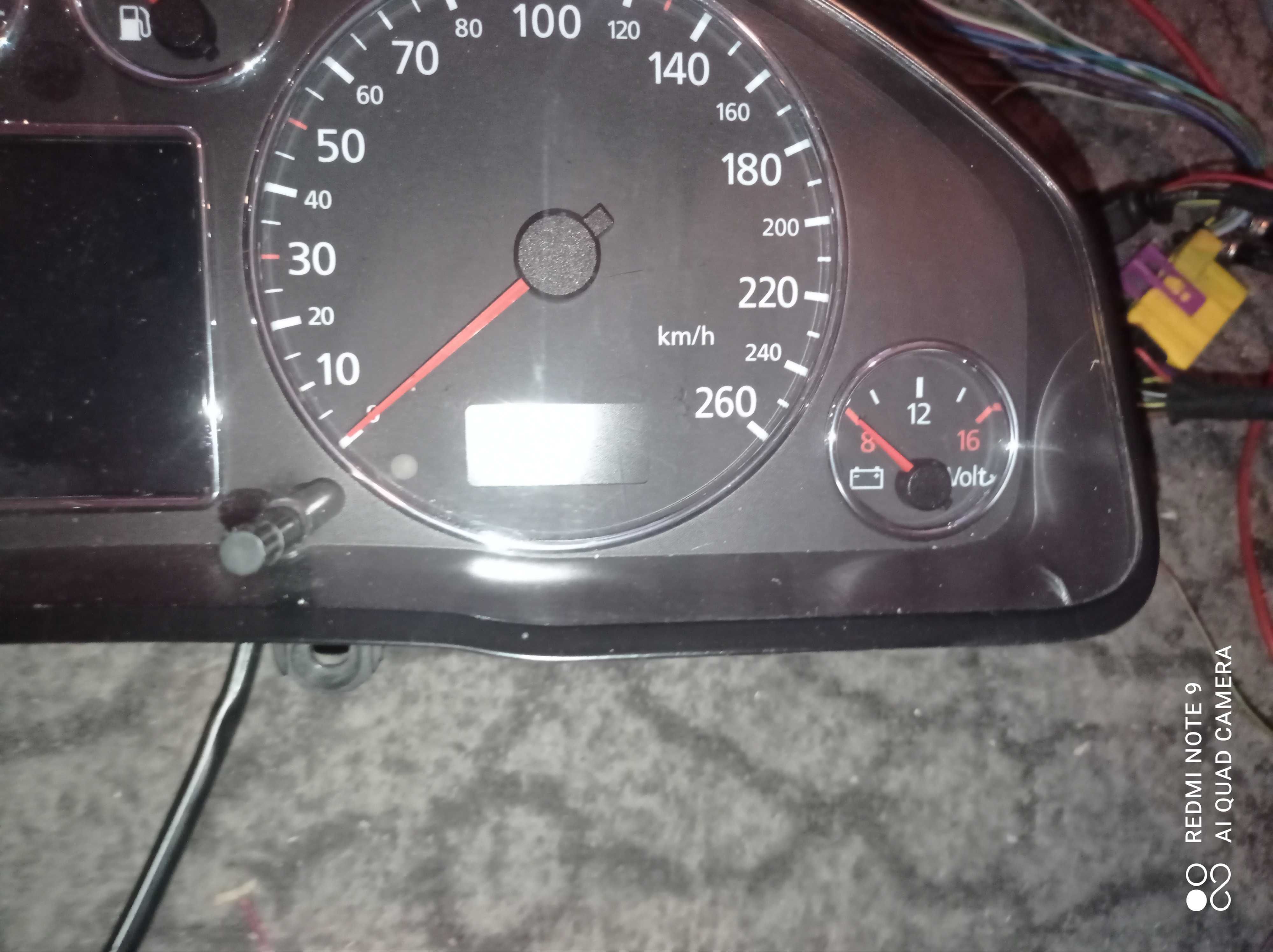 Audi a4 B5 licznik pełny fis lift 1.9 2.5 TDI vdo