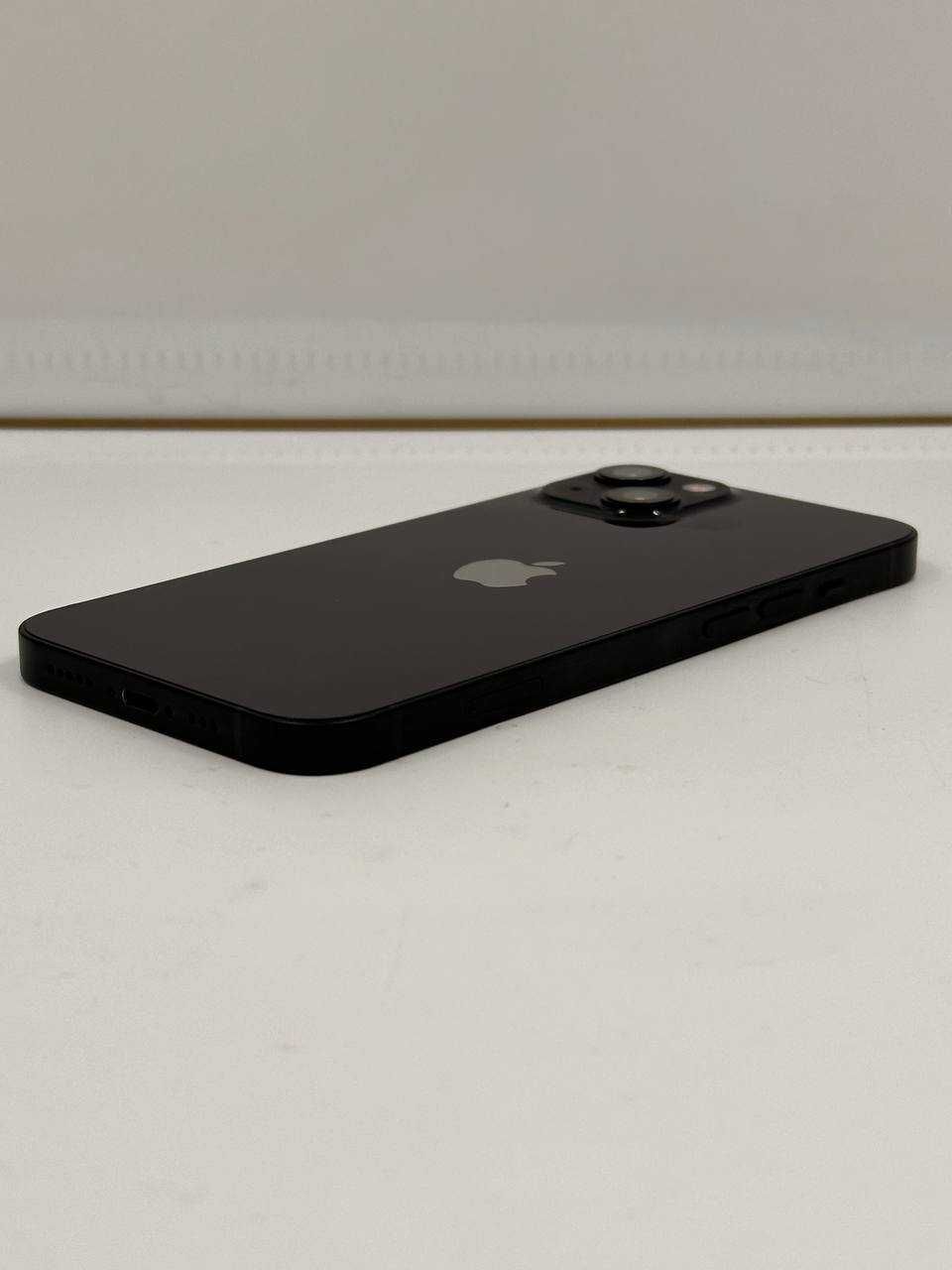 iPhone 13 256Gb Midnight Neverlock ГАРАНТИЯ 6 Месяцев