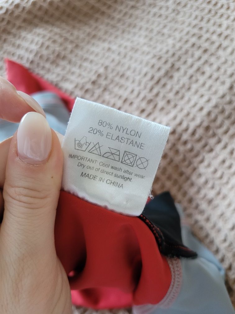 Koszulka kąpielowa do pływania spf