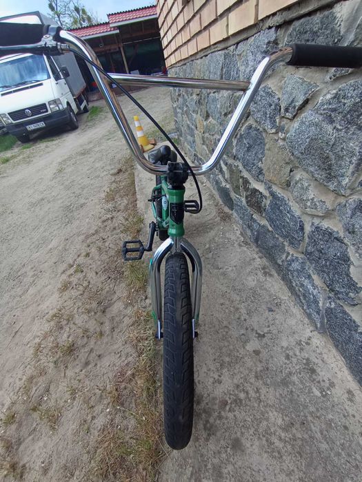 Продам BMX Mongoose Legion