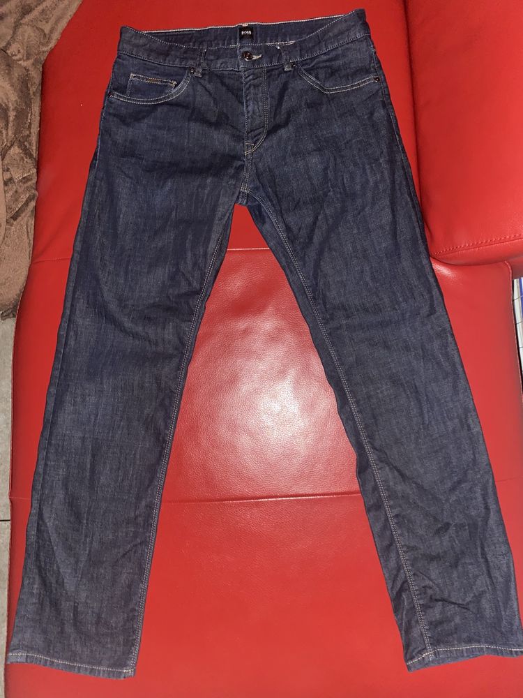 Jeansy Hugo Boss