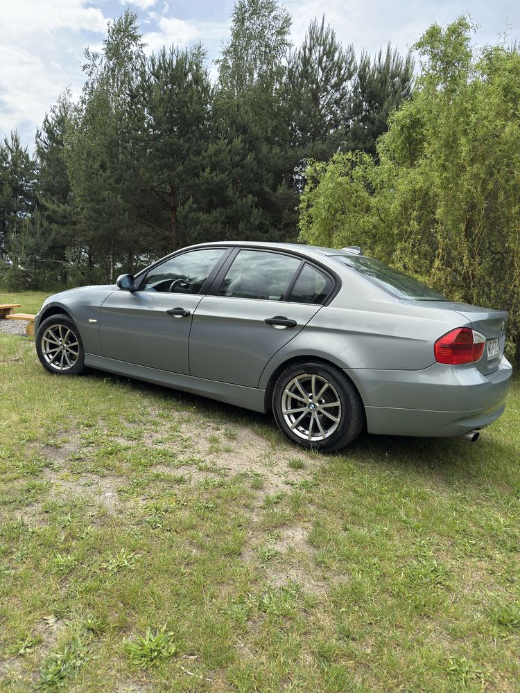 BMW 3 e90 2.0 benzyna+gaz