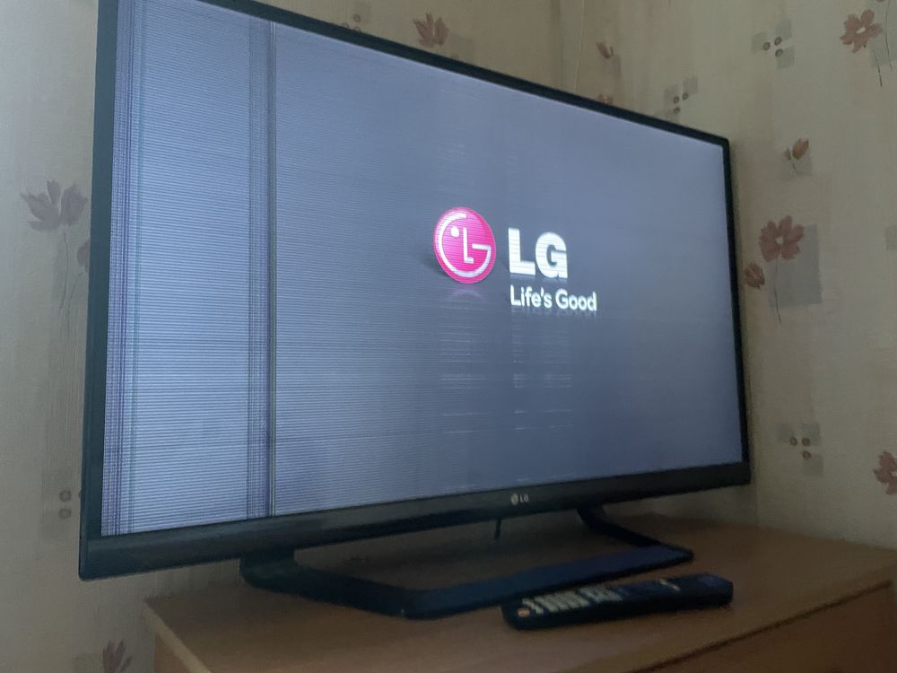 Телевизор LG, диагональ 107 см. б/у