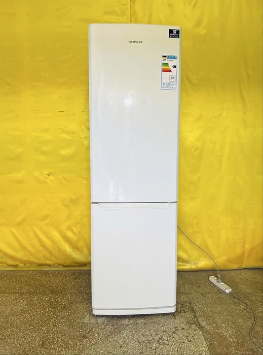 Двухкамерный холодильник Samsung Inverter, NoFrost