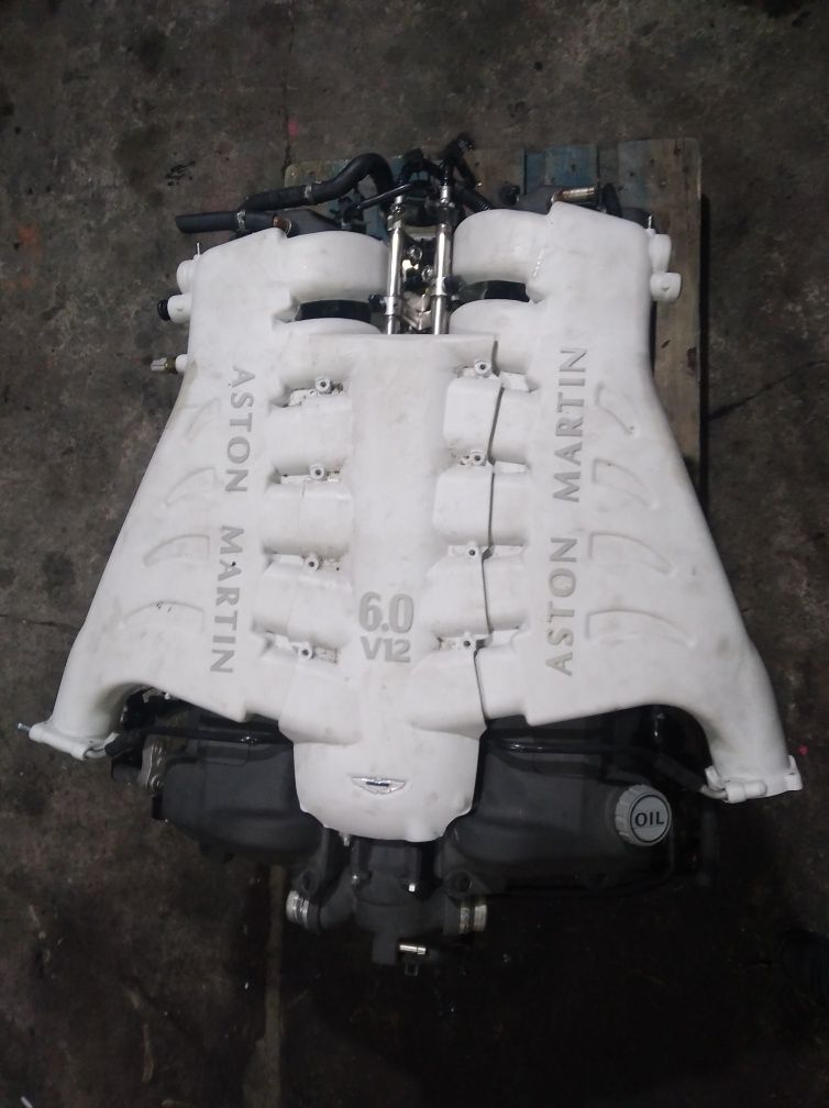 Kolektor ssący 5.9-6.0 v12 db9 517km Aston Martin DBS