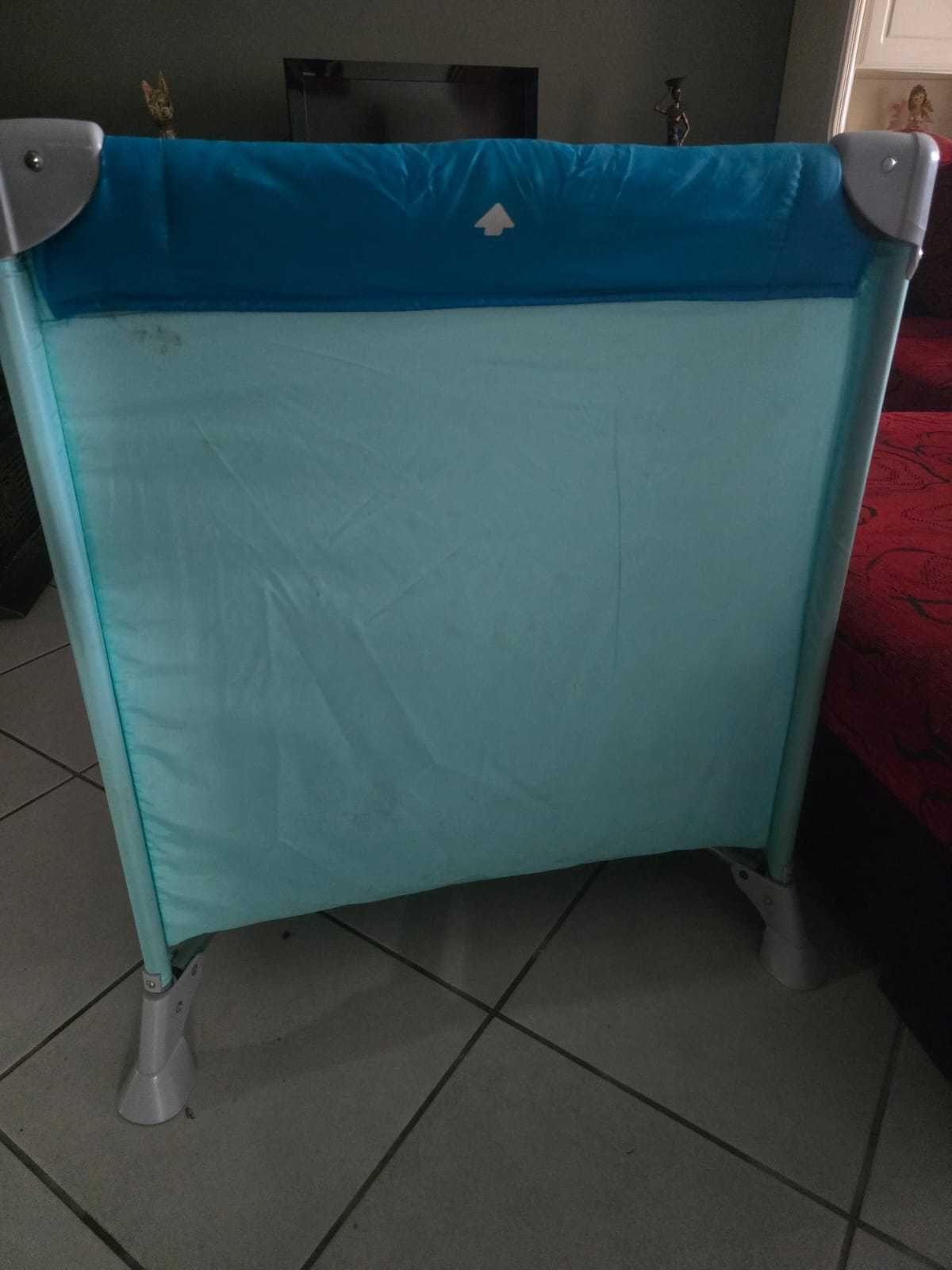 Vendo cama de viagem