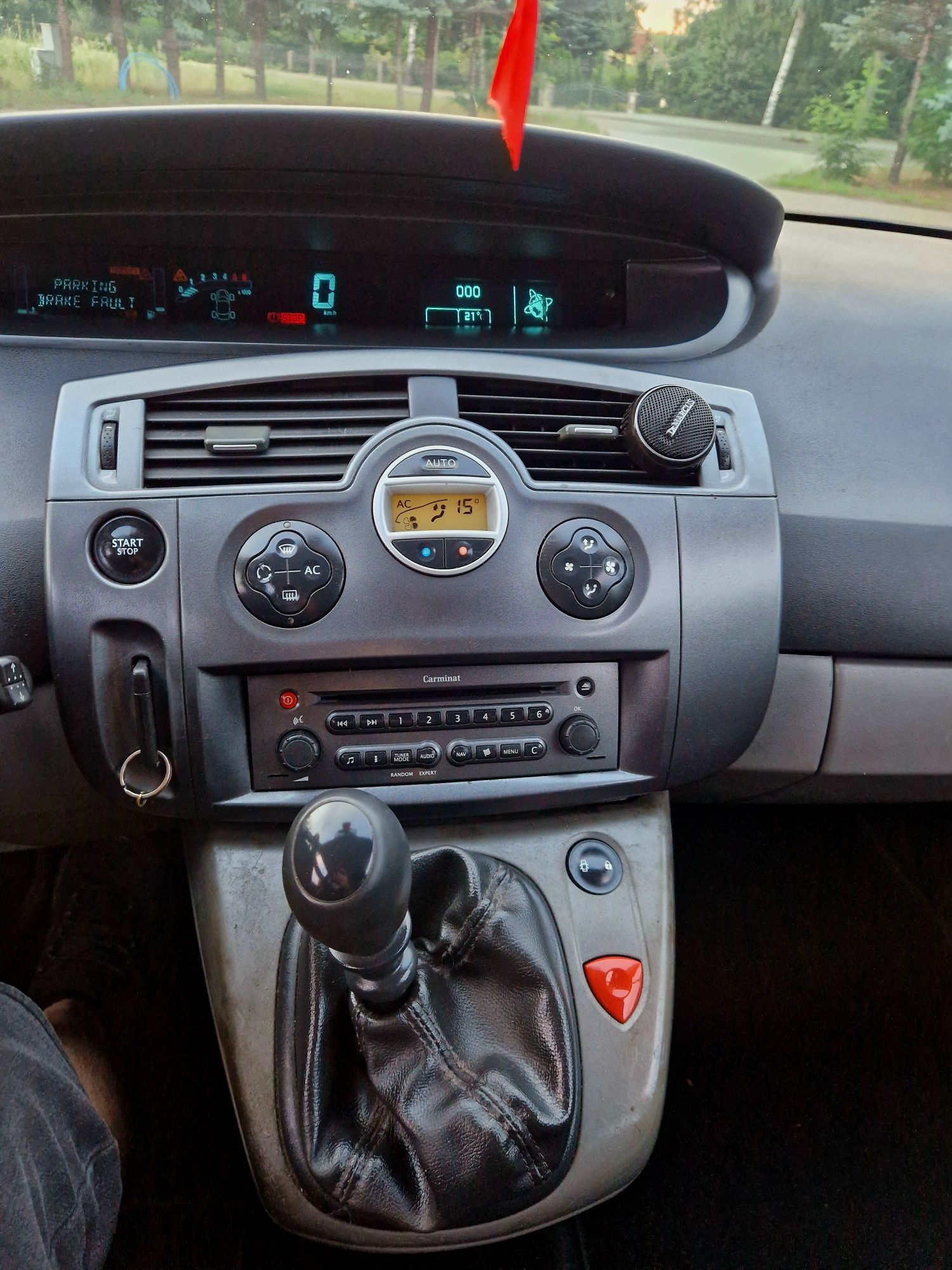 Renault Scenic 1.9 dCi 115 KM sześć biegów klima Alu