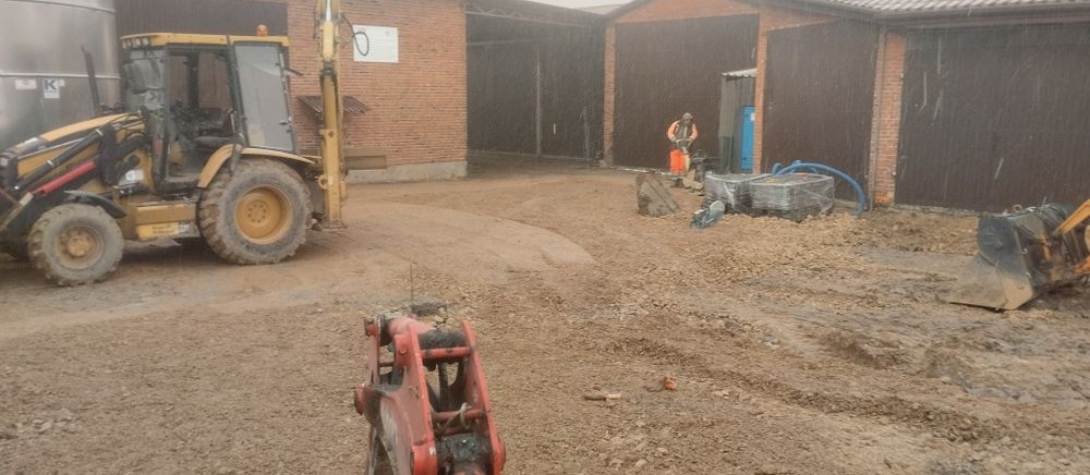 Utwardzanie terenu Brukarstwo Układanie kostki