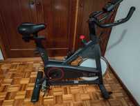 Bicicleta spinning/cycling