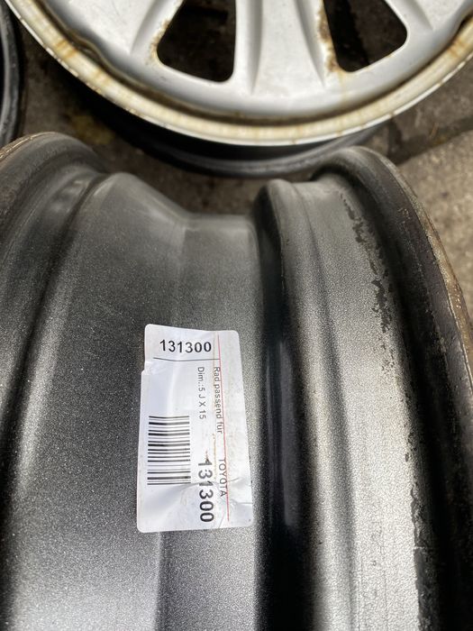 Felgi stalowe 5J15 ET39 Toyota Yaris III 4x100/54.1 komplet
