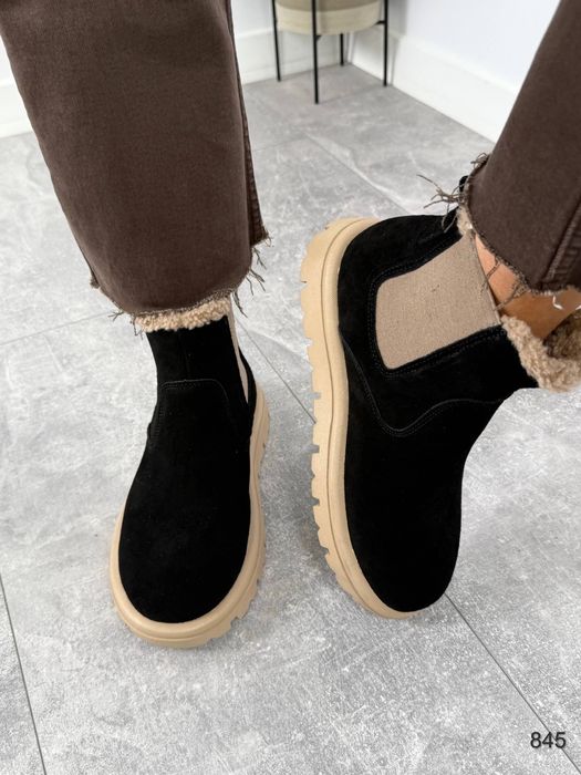 Жіночі шкіряні зимові анатомічні черевики в кольорах