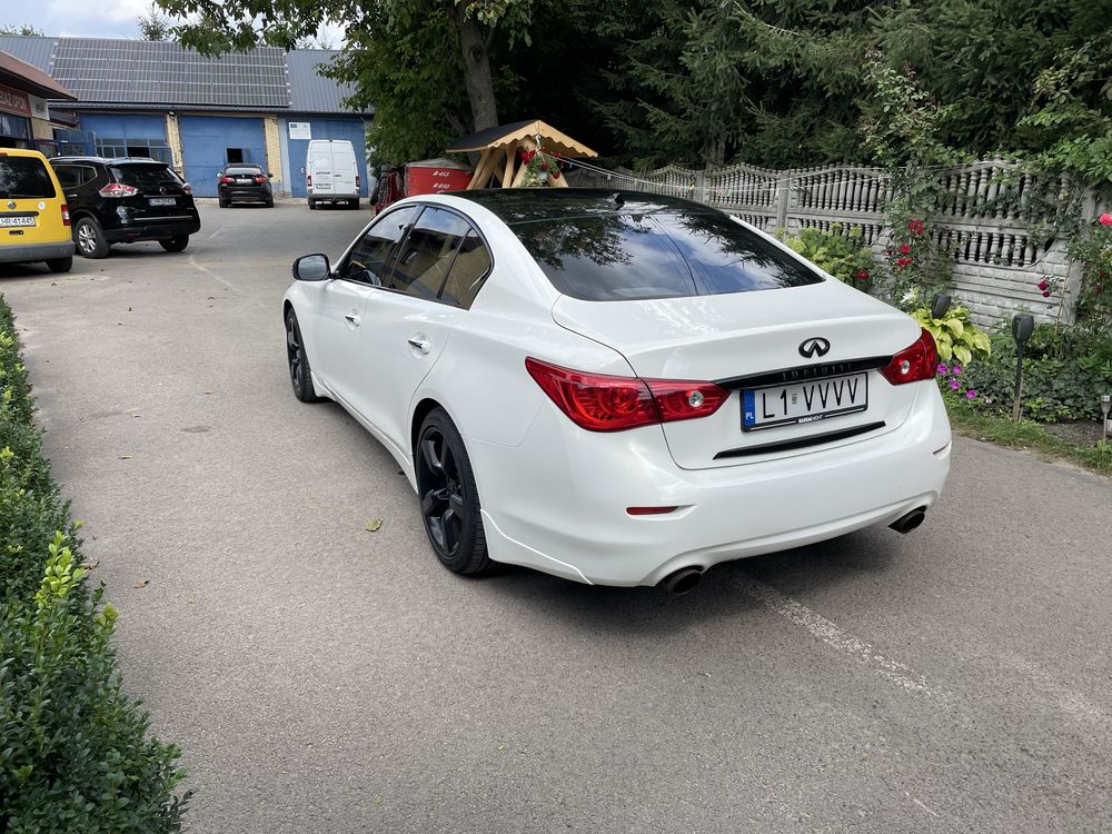 Sprzedam Infiniti Q50 3.7 v6