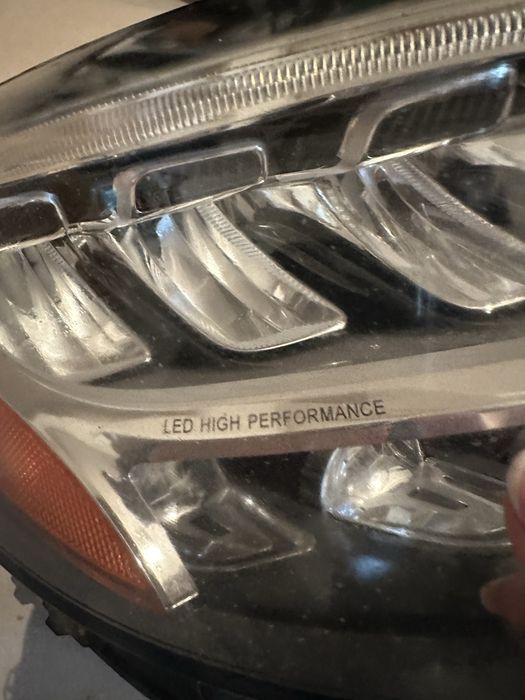 Lampa prawa przód mercedes w205 lift usa