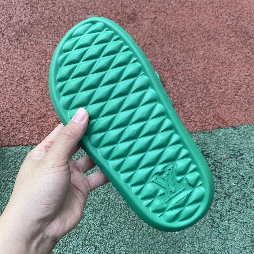 Klapki Louis Vuitton Lato 2024