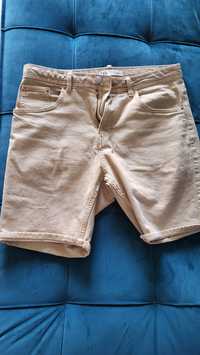 Shorts Zara Size 40 Beige