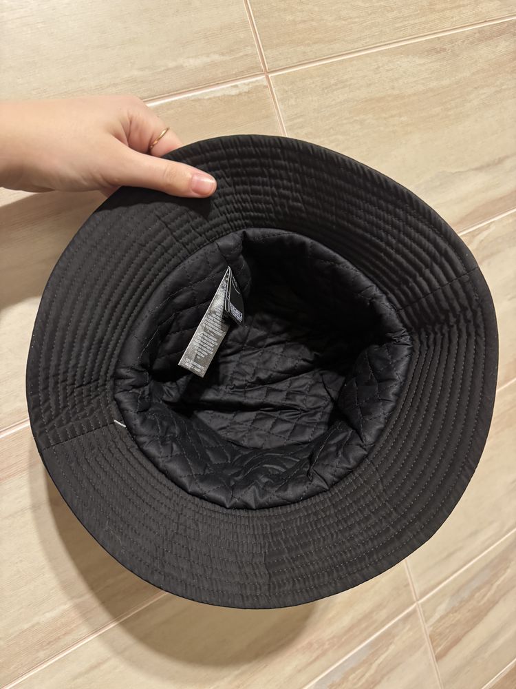 Кепка чорна M/L Mark&Spencer