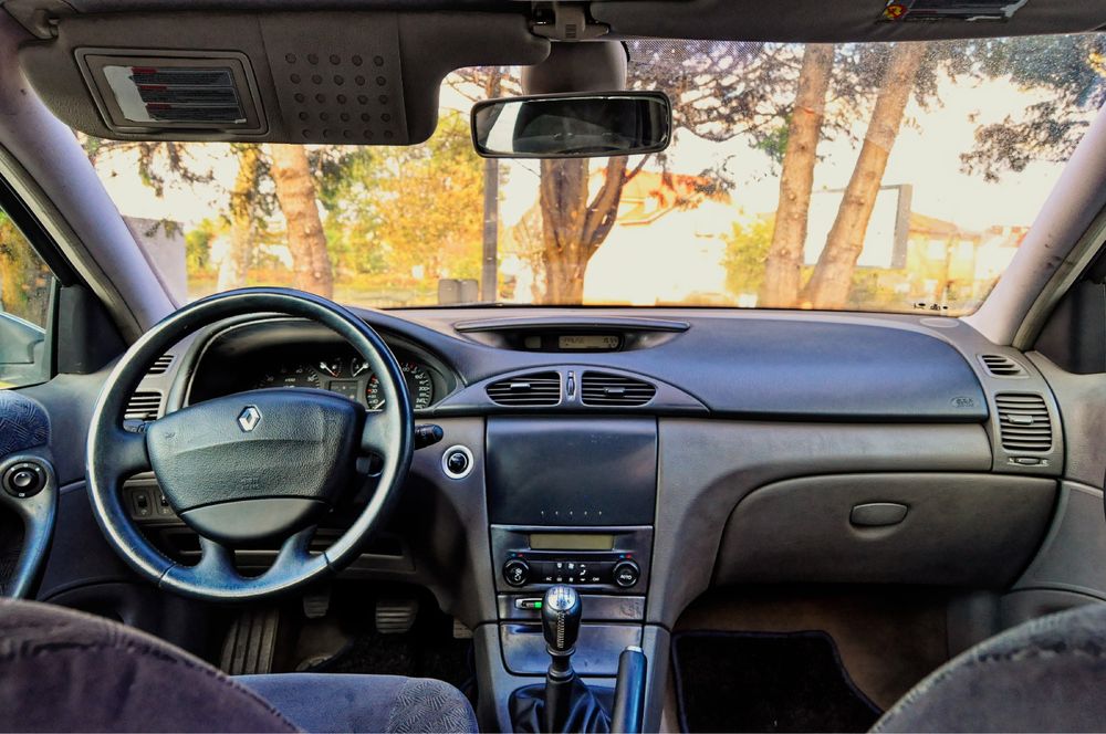 Renault Laguna 1.9 dCi Expréssion - 150 MIL KMS