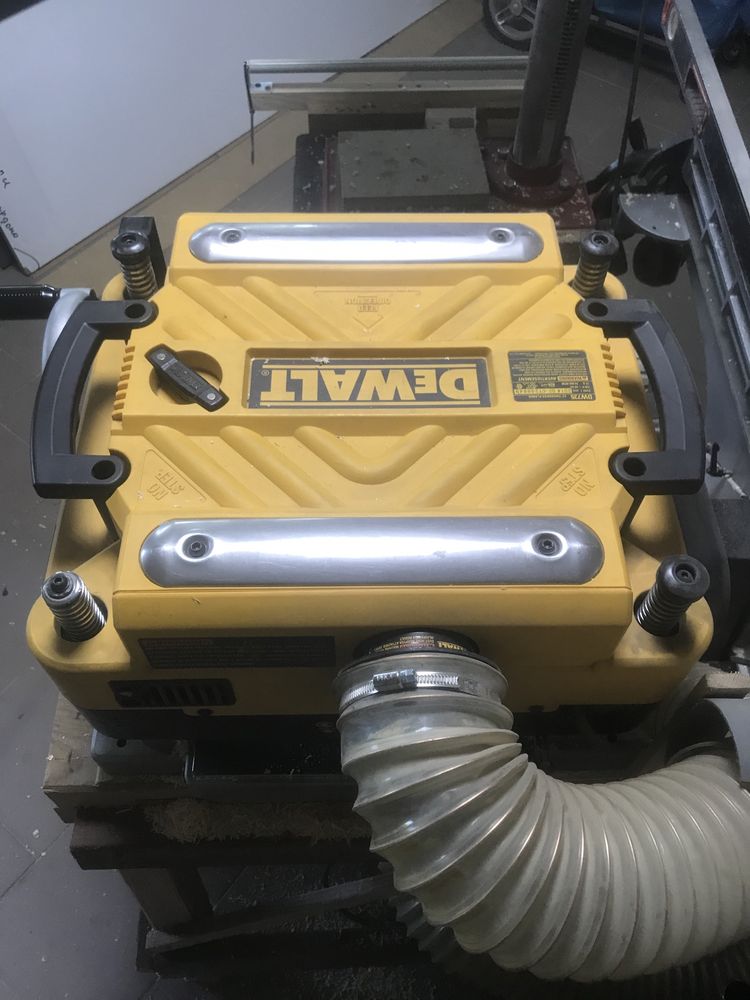 Рейсмус DEWALT DW 735