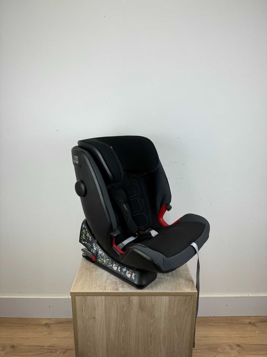 Fotelik samochodowy Britax Romer Advansafix IV R 9-36kg