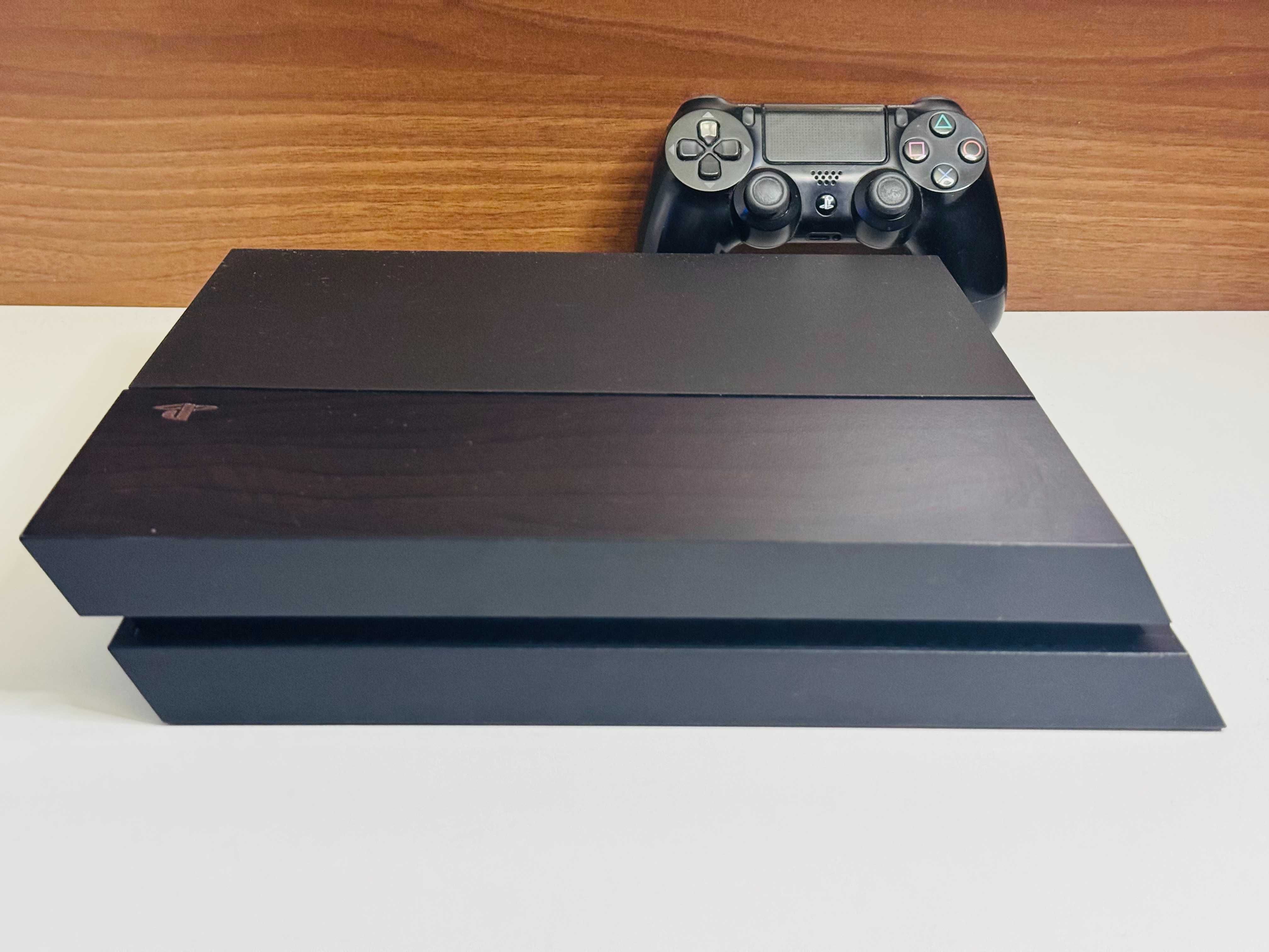 Konsola PlayStation 4 PS4 500GB Czarny z Padem Niski Soft 10.70