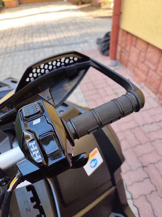 Квадроцикл BRP Outlander 1000R Max XTP 2019о. модельний