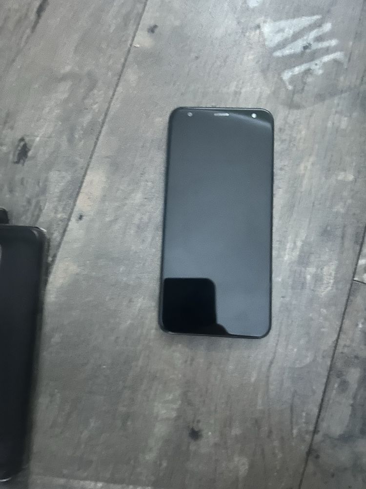 Telefon lg k40 zadbany