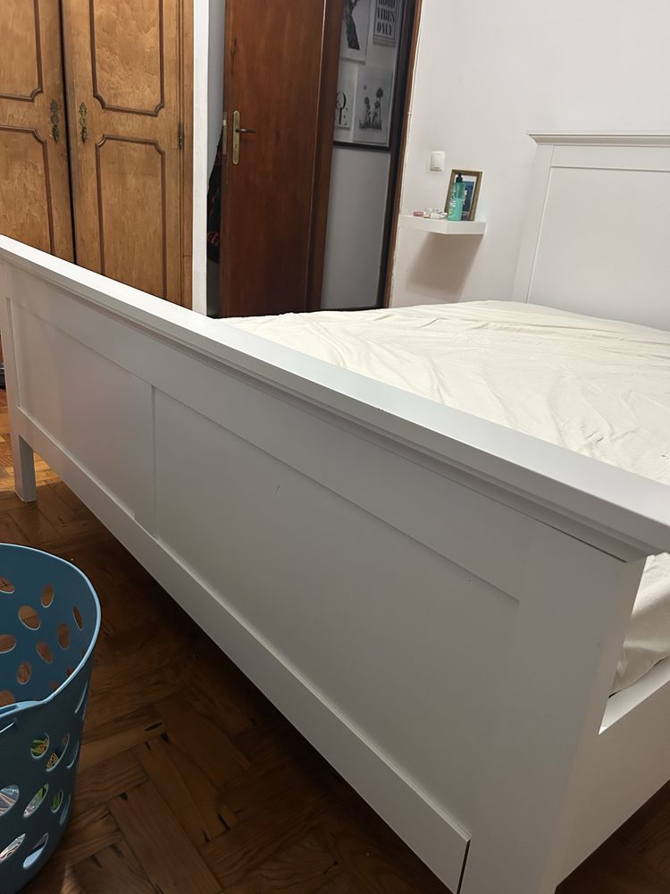 Cama de casal 200x150