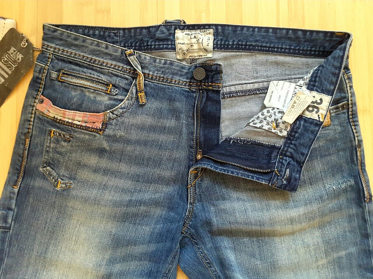 Дизайнерские, Очень качественные, Абсолютно новые джинсы "TAVERNITI"