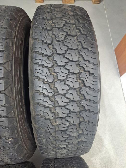 4 pneus 245 75 R17 Goodyear Wrangler