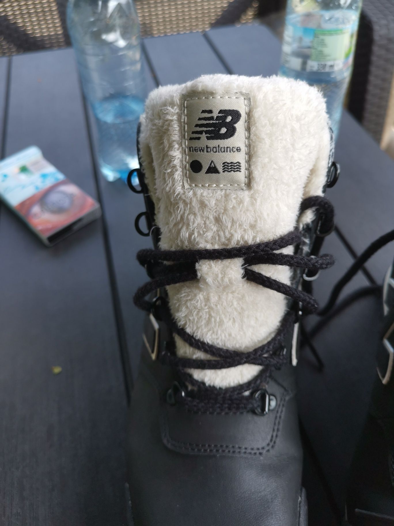 Buty zimowe New Balance 39 czarne nowe