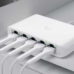 Маленький комунікатор, свіч Flex Mini від UniFi