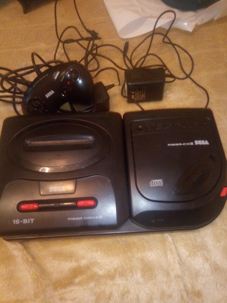 Mega cd 2 em bom estado com jogos