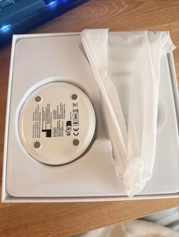 Massajador Facial Portátil
