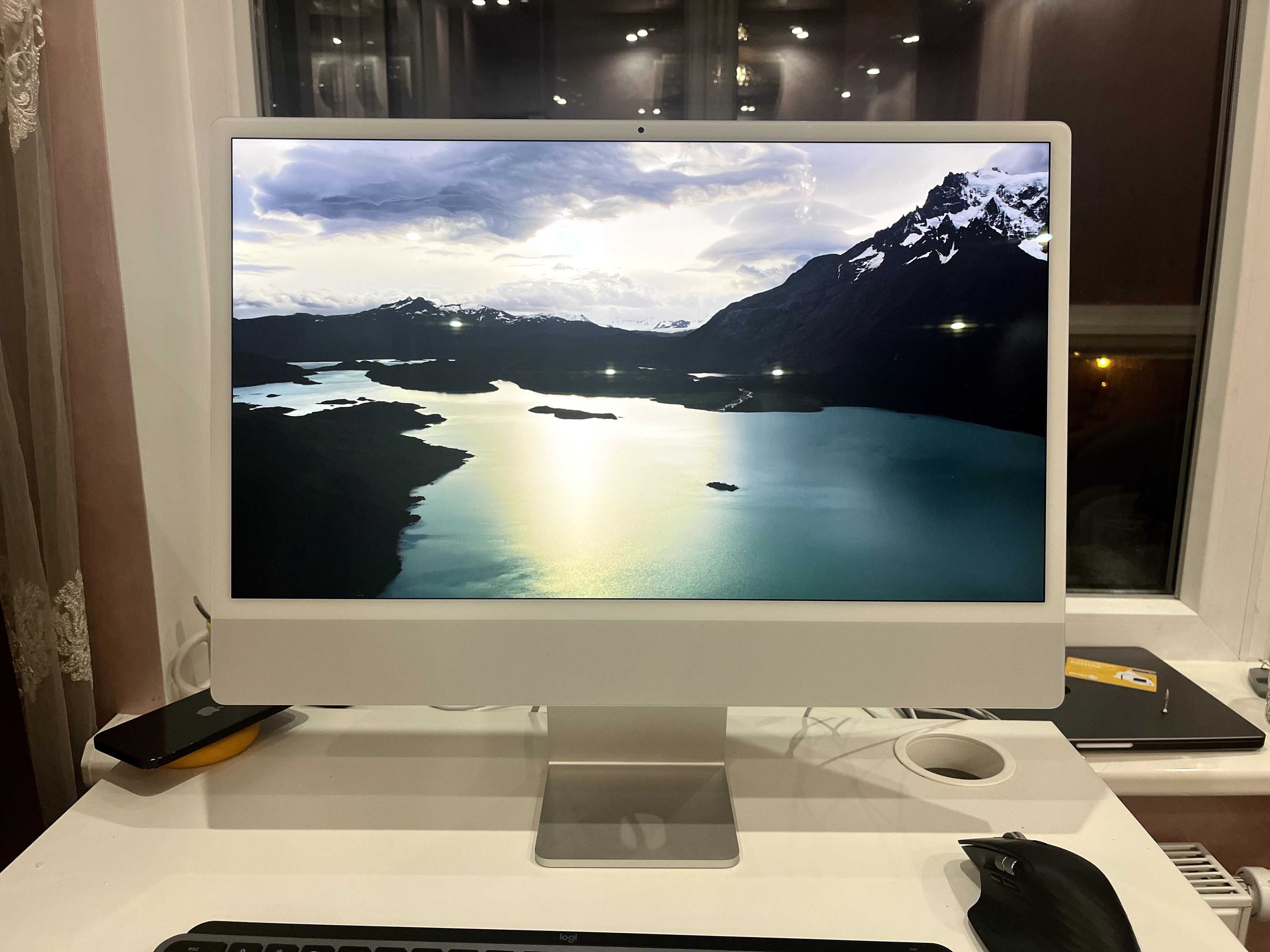 iMac 24, M1 2021, 16GB, 256GB, 8 CPU/GPU, Z12Q000NR - ідеальний стан