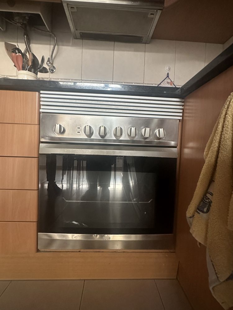 Vende se placa e forno de gás natural marca Teka