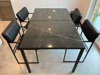 mesa de jantar em metal preto