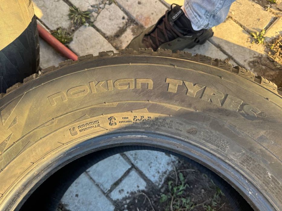 265 65 17 116H  Nokian Tyres Snowproof2 suv