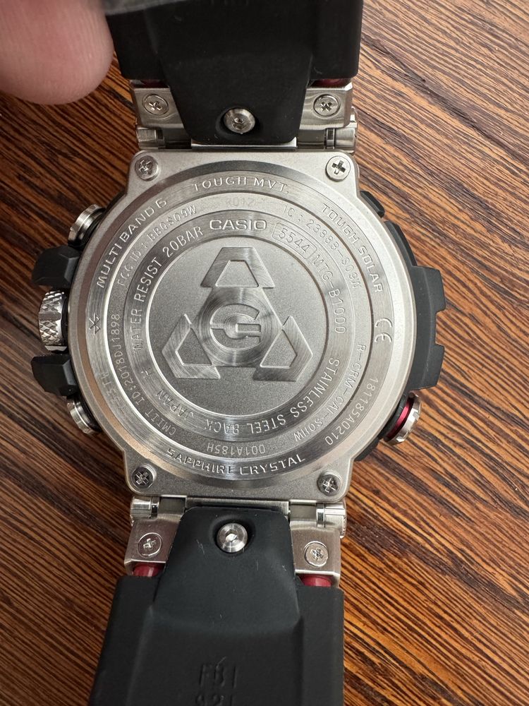 Часы Casio G-Shock MTG-B1000-1A