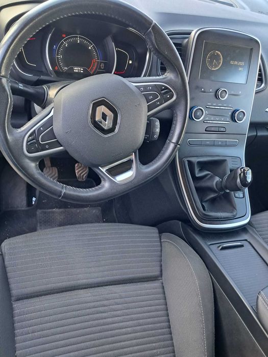 renault grande scenic 7 lug