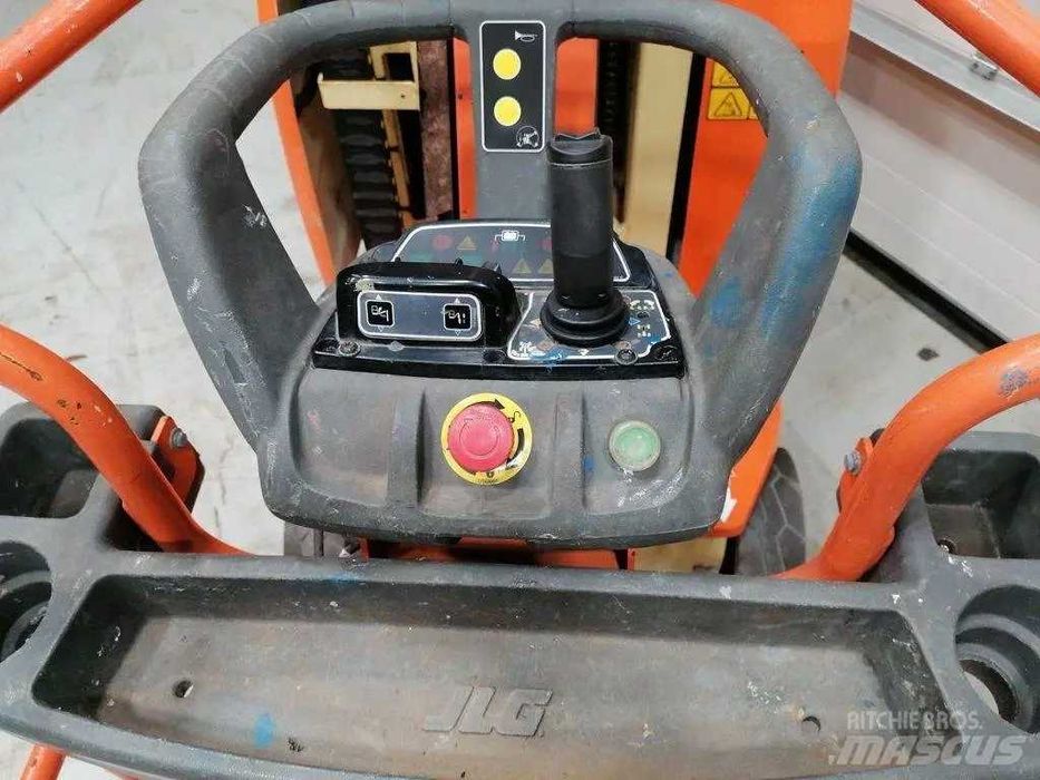 Plataforma vertical de mastros tipo Toucan 10m JLG Toucan, ano 2016