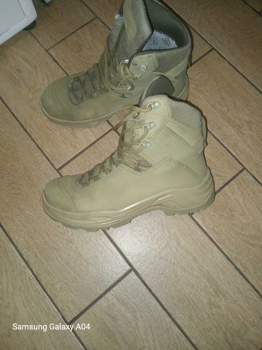 Продаю берци 43 розмир